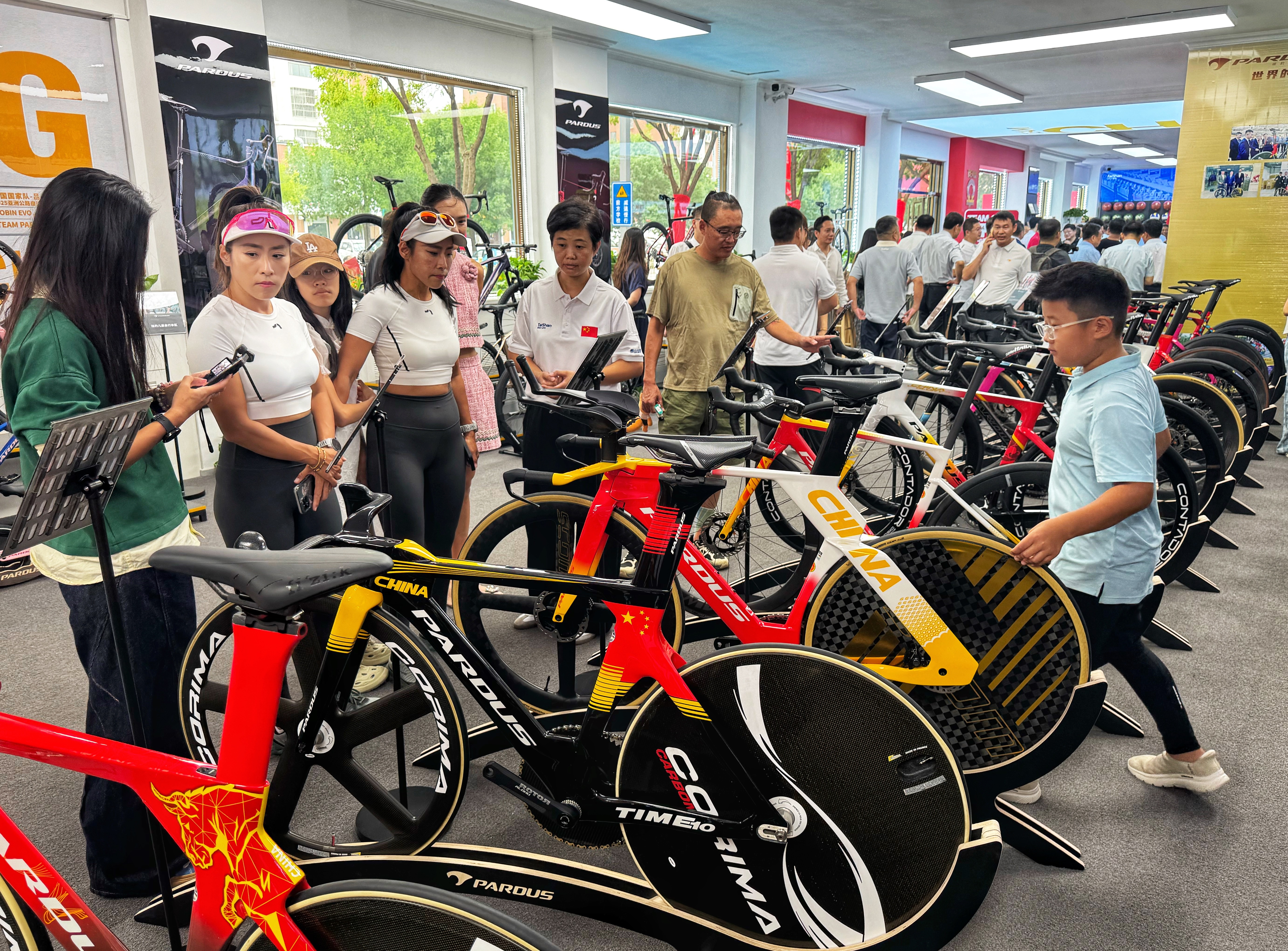 关键时刻体能课后；山东泰山迎来里程碑备战意大利杯；赛场秩序良好；赛程密集仍需轮换的简单介绍-kaiyun