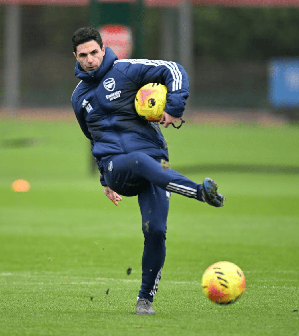 今夜意甲焦点战，曼联伤情更新，球迷炸锅，赛程密集仍需轮换的简单介绍